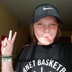 Meet your Posher, Alaina